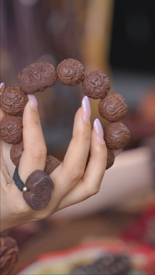 泥塑念慈2.1左右祥云龙珠单圈手串（孤品）