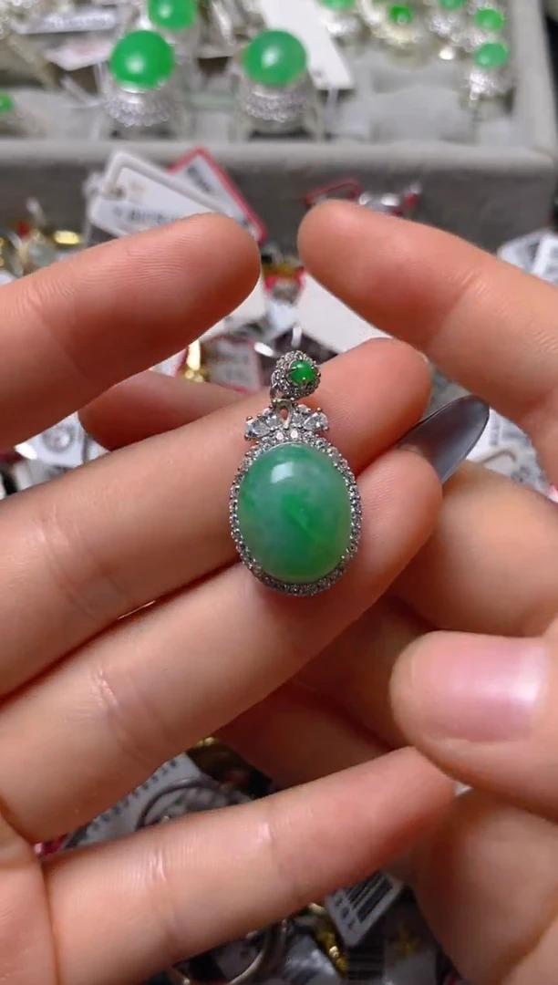 银S925镶嵌戒指翡翠百内无证书