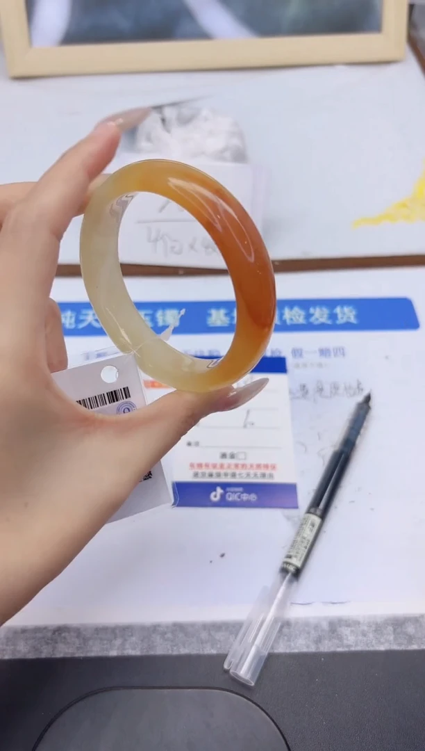 未镶嵌手镯石英质玉L256-60