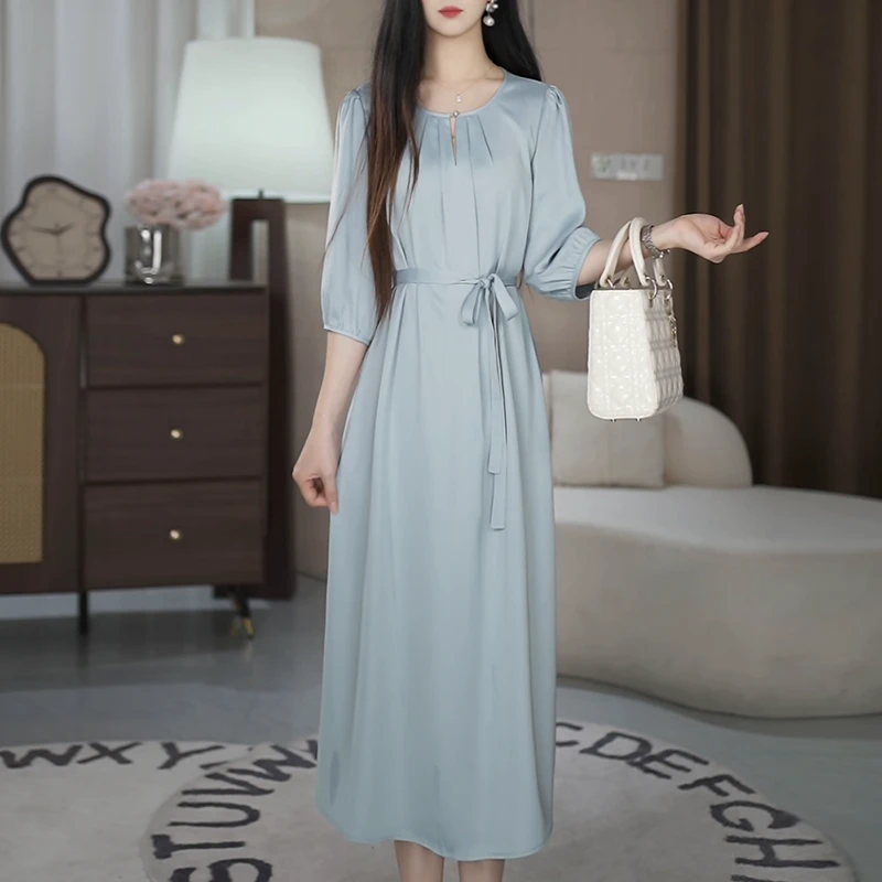 减龄百搭蓝色五分袖立领连衣裙2025夏季新款系带收腰宽松遮肉长裙
