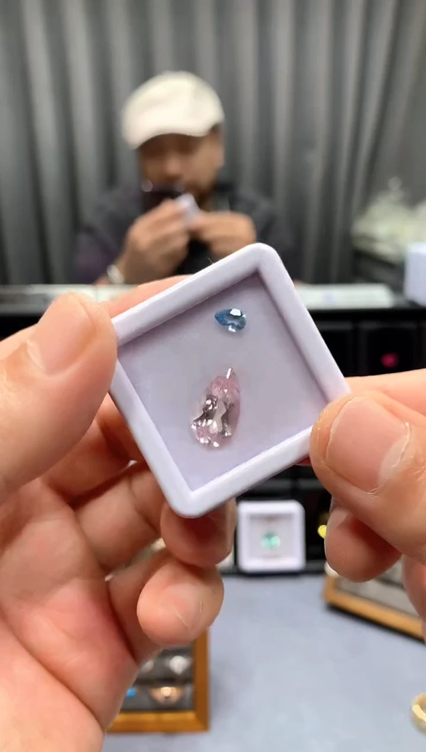 绿柱石（摩根石）裸石4.2ct 17