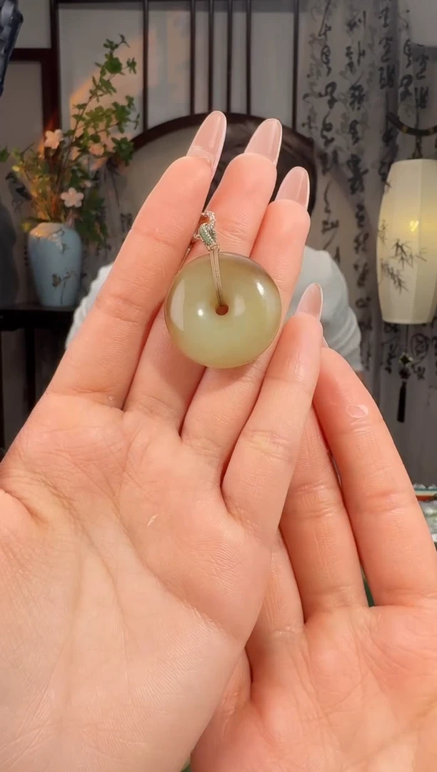 颈饰未镶嵌和田玉平安扣30