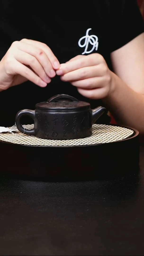 茶壶紫砂宜兴茶壶H11608