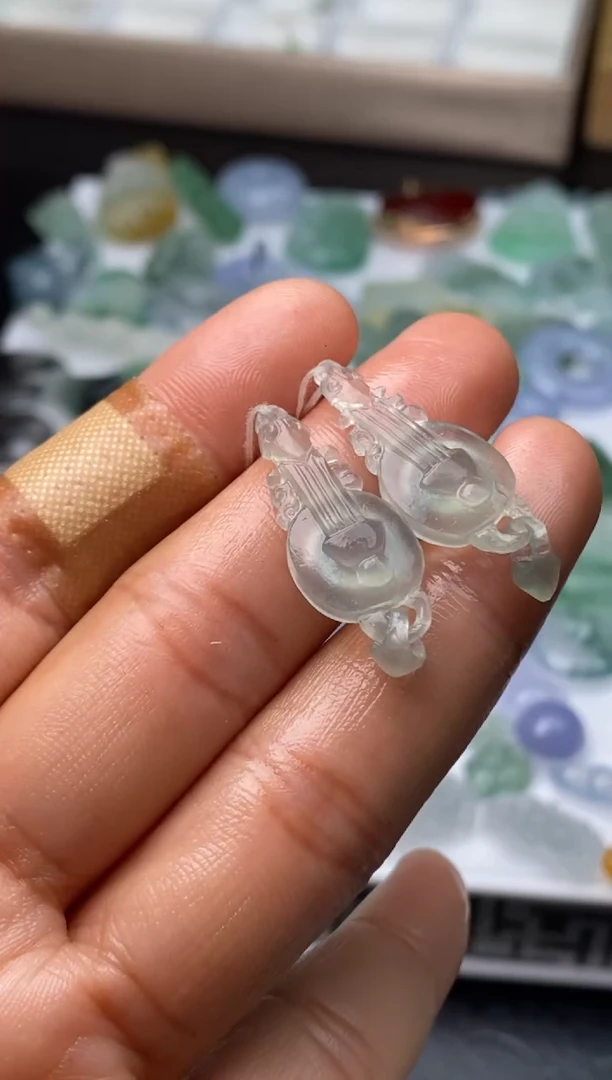 定制翡翠未镶嵌翡翠毛货~