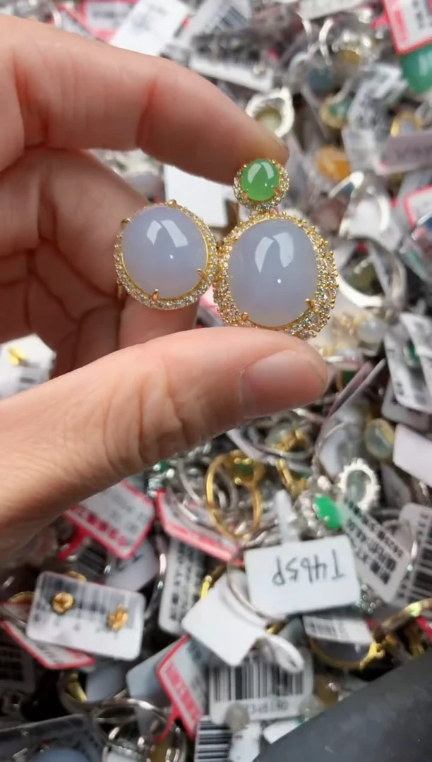 银S925镶嵌戒指翡翠9999         10