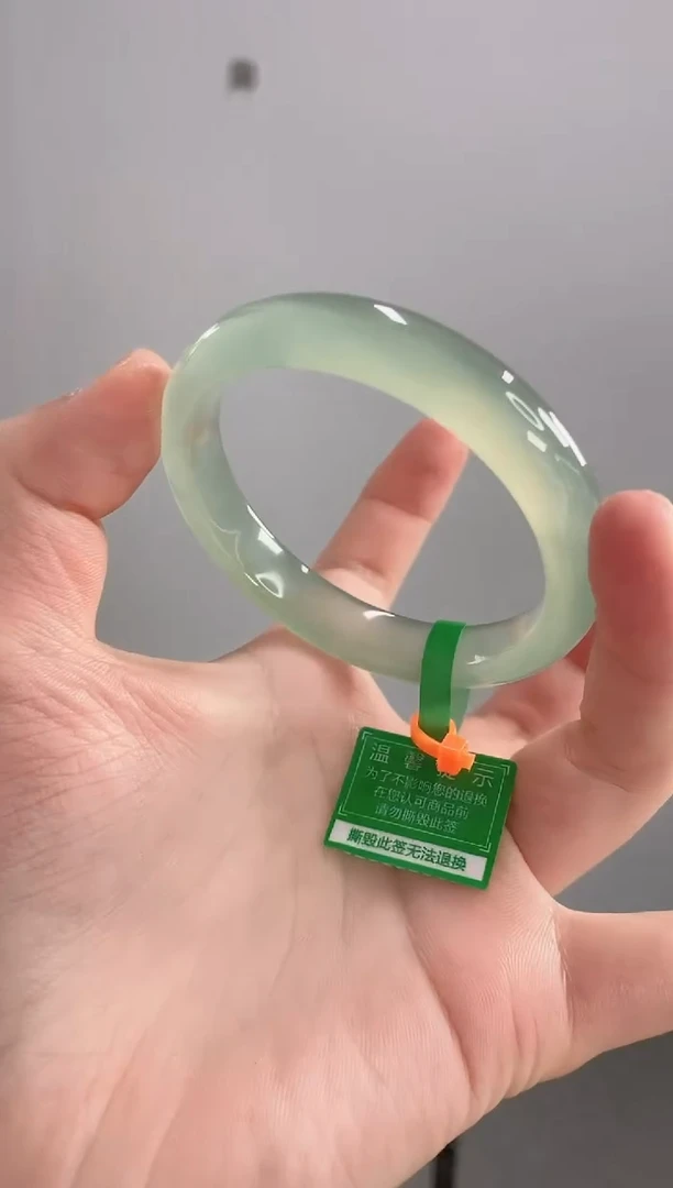 【闪购商品】玛瑙/玉髓手镯未镶嵌54圈