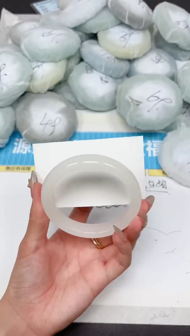 石英质玉手镯未镶嵌154-60.6