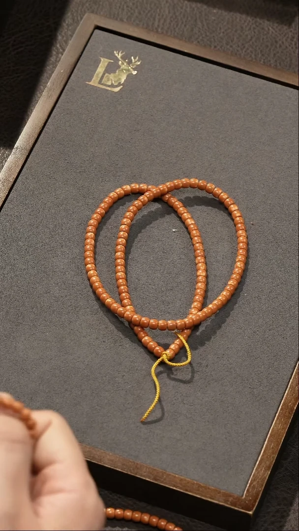 吊坠橄榄核-0.55核尖一条