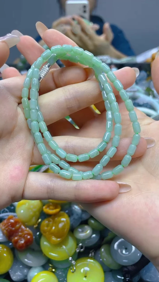 翡翠未镶嵌颈饰5MM/Z/翡翠A货,1件也是批发价