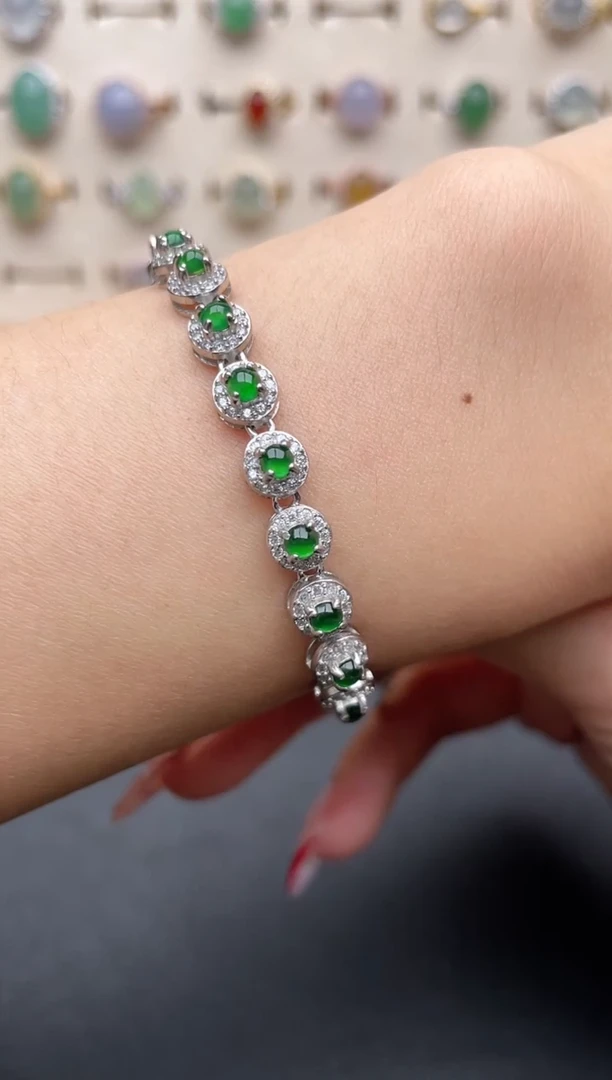 【闪购商品】翡翠戒指银S925镶嵌一物一证一礼盒