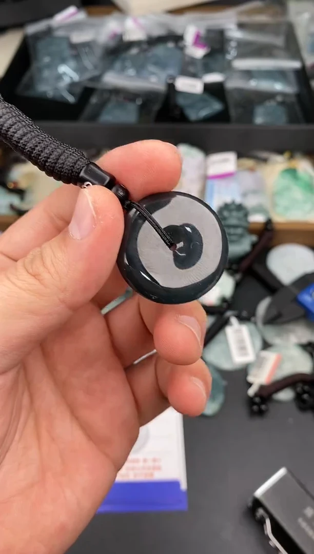 【闪购商品】翡翠颈饰未镶嵌  天然翡翠，一物一图