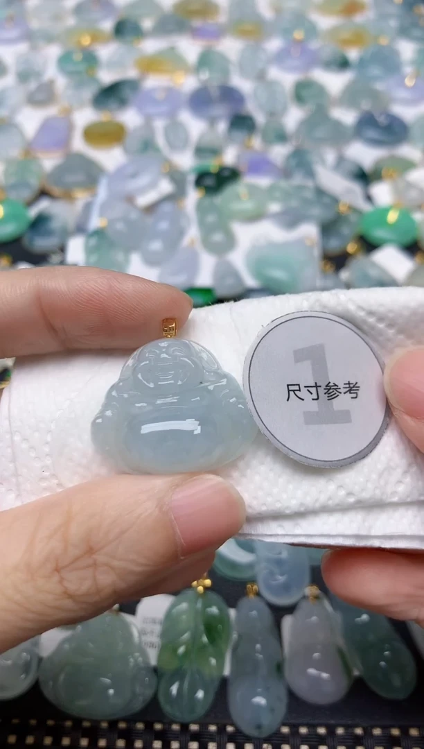 翡翠18K金镶嵌颈饰天然缅甸A货翡翠