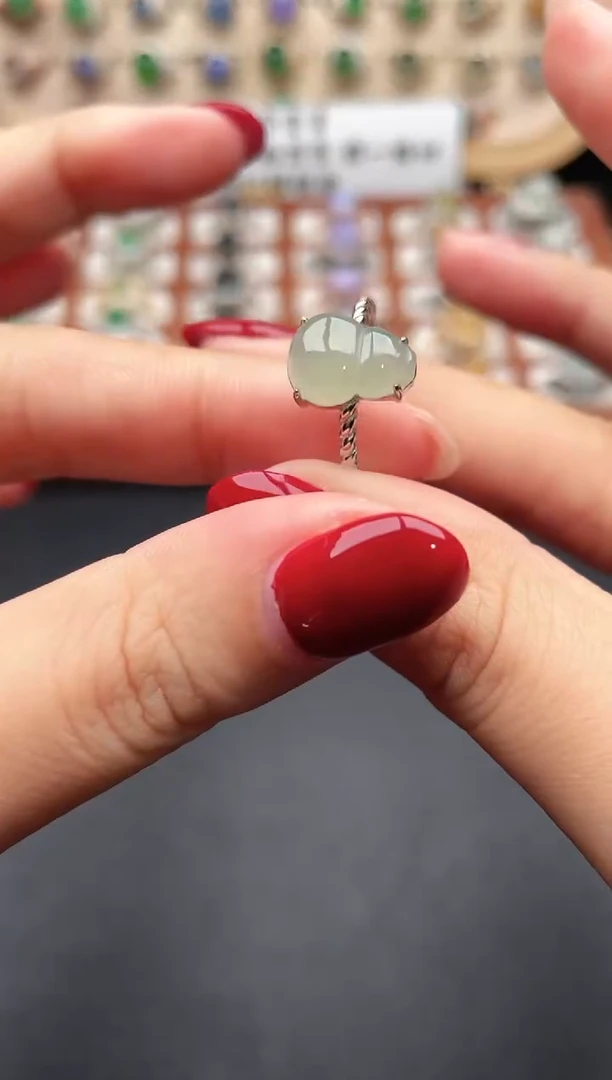 银S925镶嵌戒指翡翠一物一证一礼盒