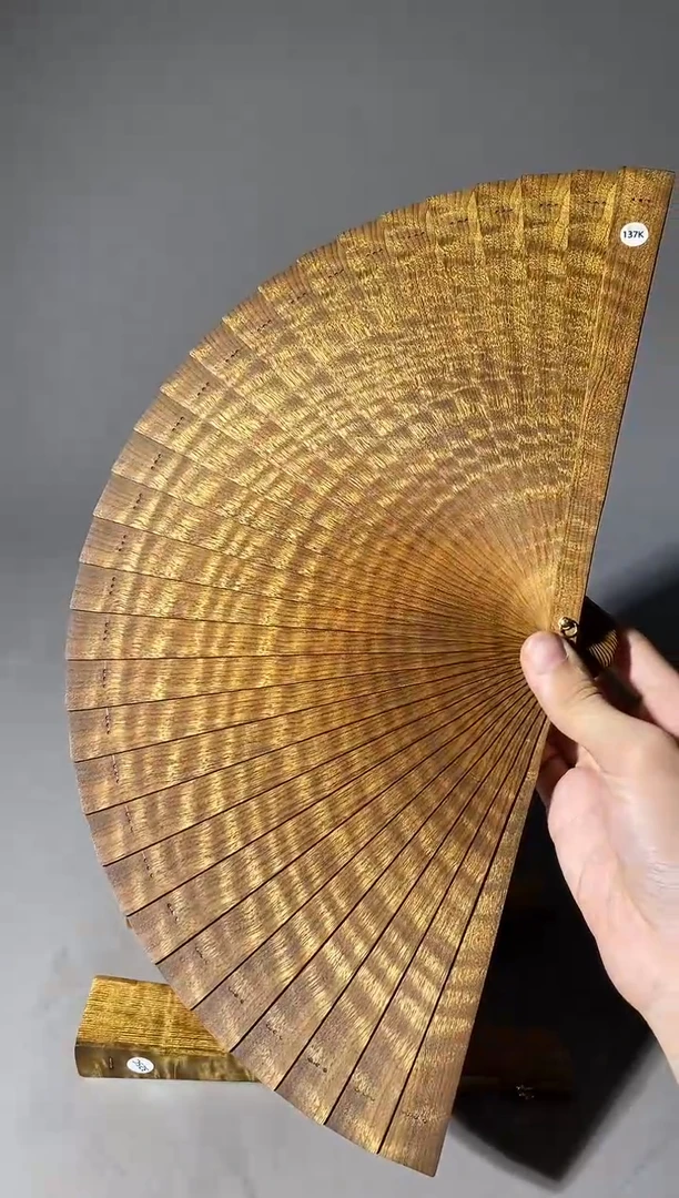 金丝楠懂*137号21cm小叶桢楠扇子