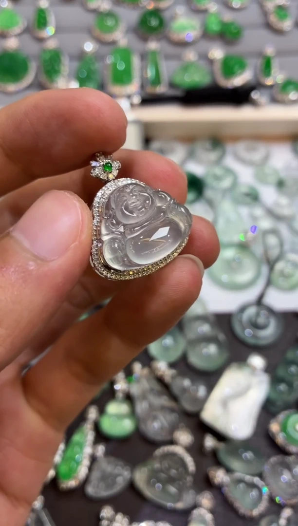 吊坠(不含链)18K金镶嵌翡翠佛公