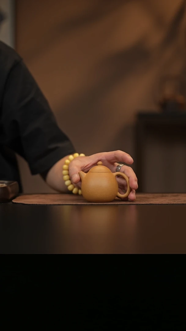 允禾斋  紫砂壶  龙蛋  黄段