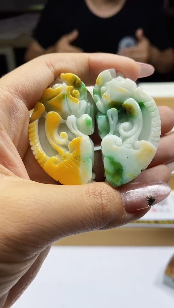 翡翠未镶嵌颈饰翡翠A货
