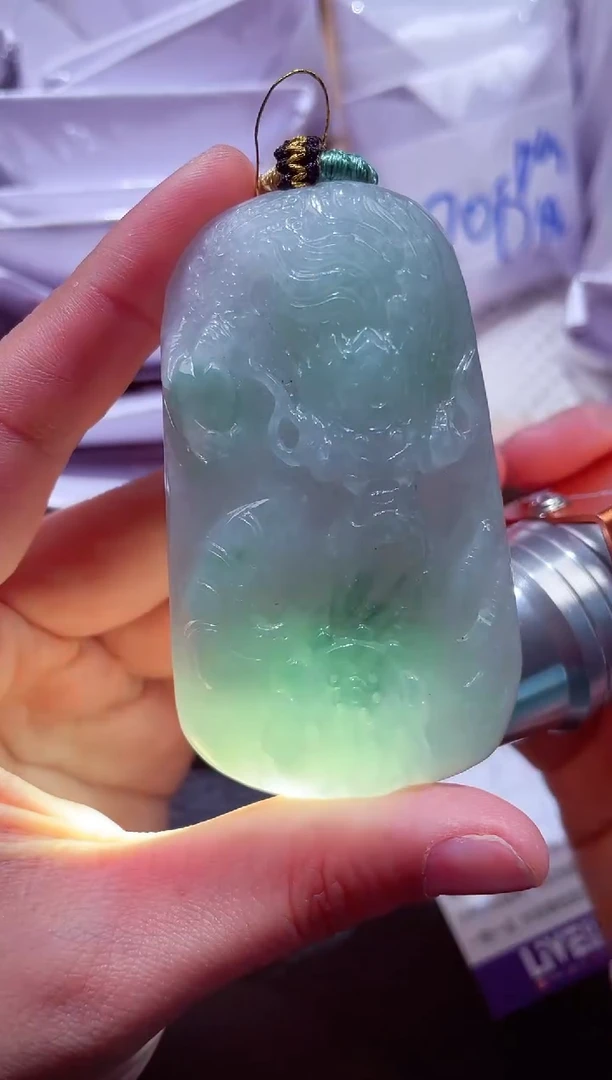 颈饰未镶嵌翡翠00001878