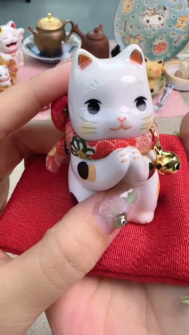 瓷片泡泡家的瓷器真好看