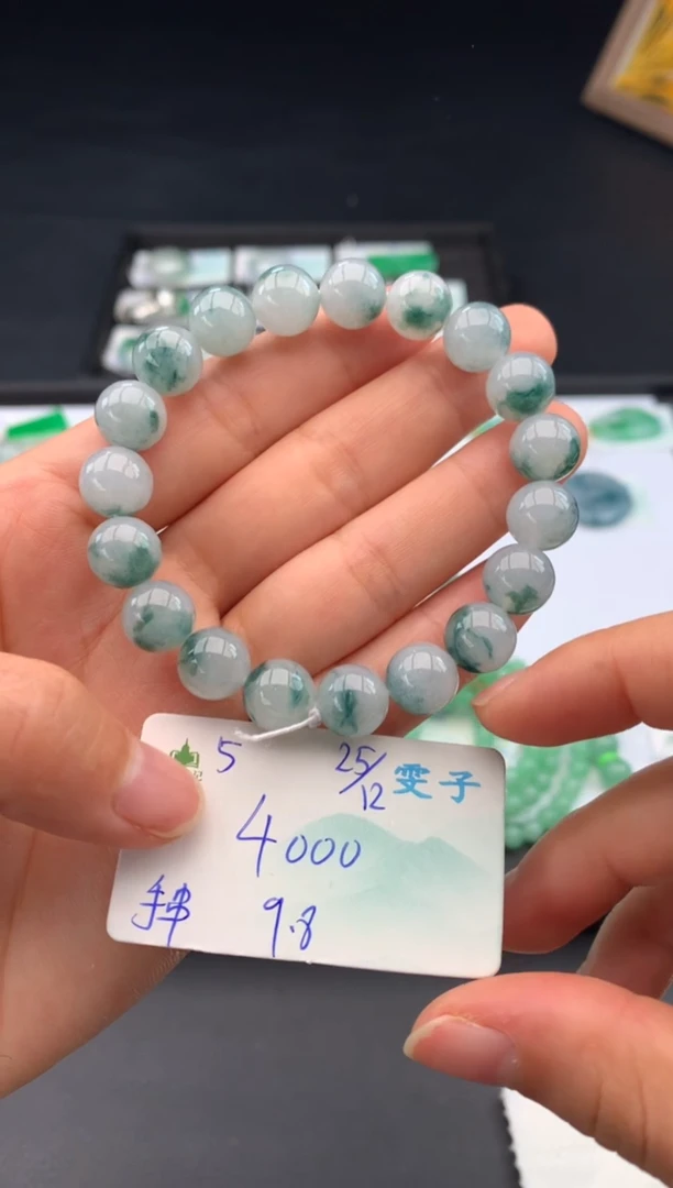 未镶嵌手串翡翠翡翠自带#送人#，假一赔三