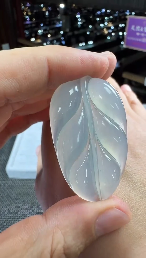 颈饰未镶嵌翡翠--60343