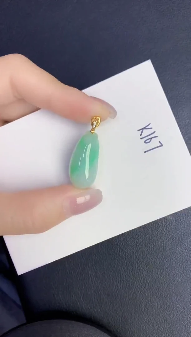 颈饰未镶嵌翡翠缅甸天然翡翠A货