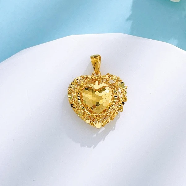 足金999 拉丝鱼鳞爱心鸽子蛋吊坠