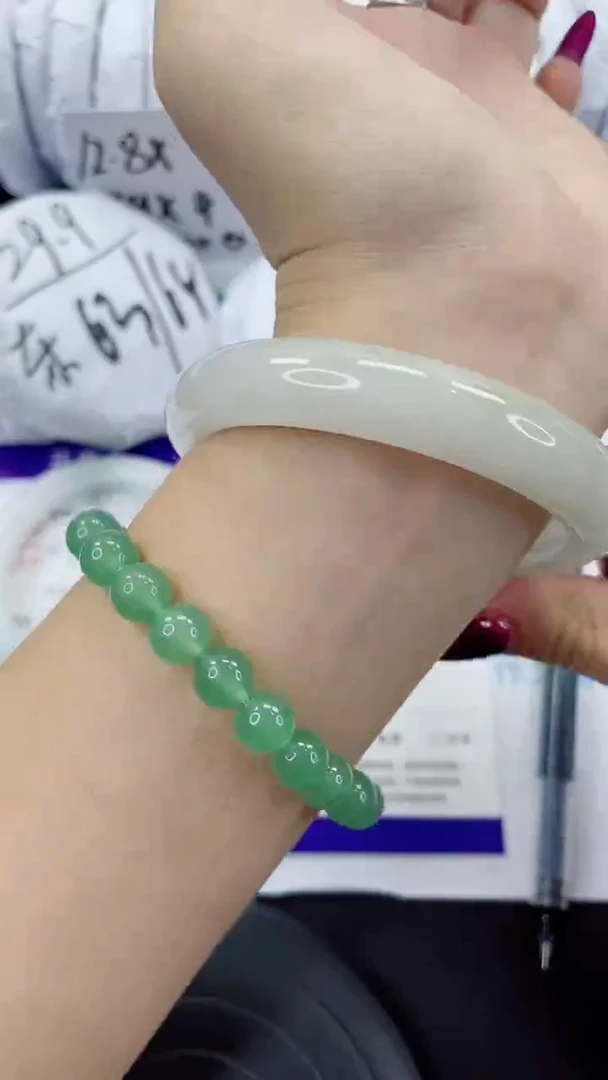 未镶嵌手镯石英质玉92-58/59