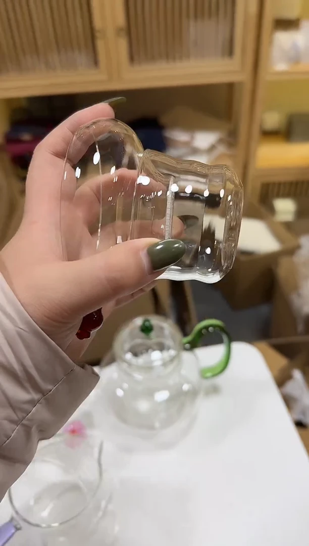 琥珀茶漏