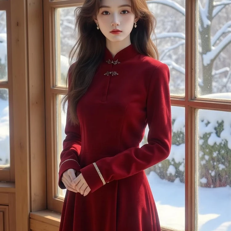 2024秋季新中式女装红色绲边盘扣丝绒连衣裙本命年拜年服国风裙子
