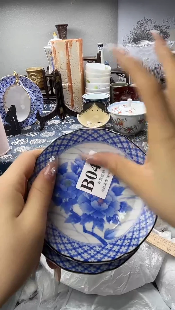 瓷片佟*    B045