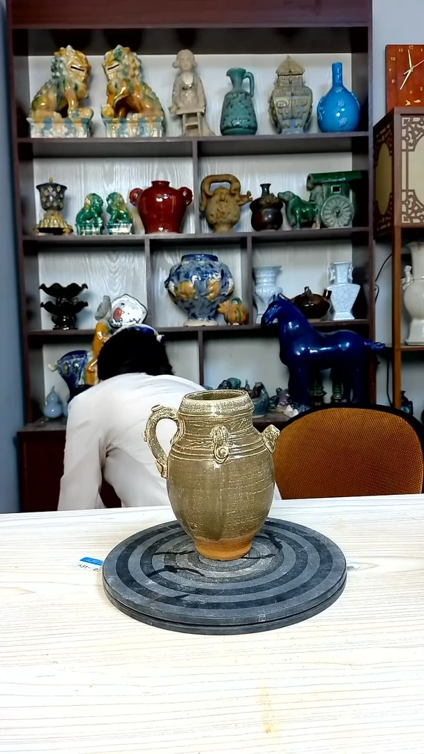 经典精美复古风格瓷器