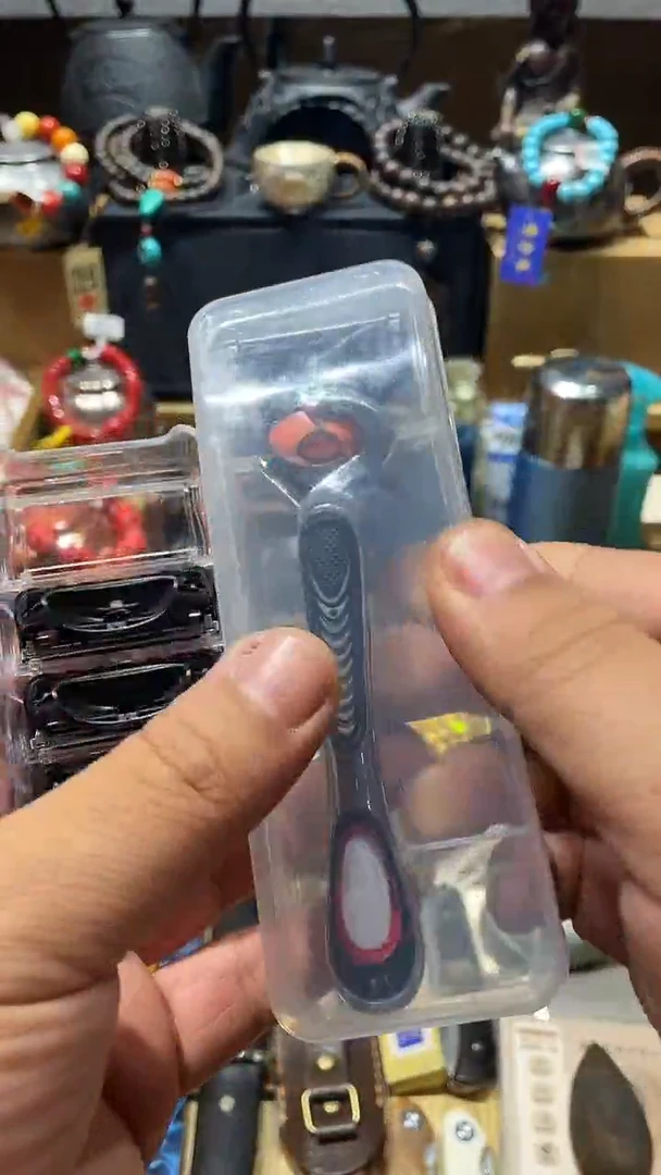 瓷片闪购商品 如图所示
