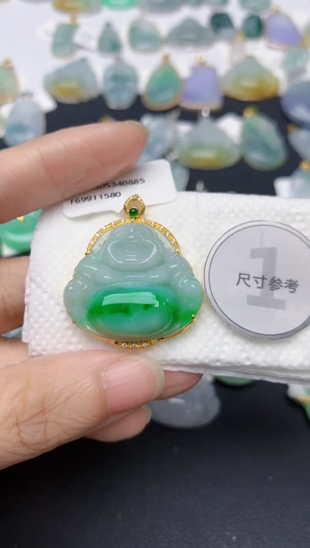 翡翠18K金镶嵌颈饰天然缅甸A货翡翠