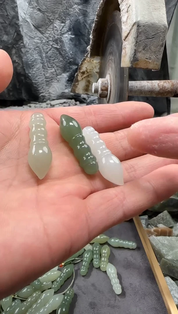 和田玉未镶嵌颈饰吊坠多样性拍一发一件