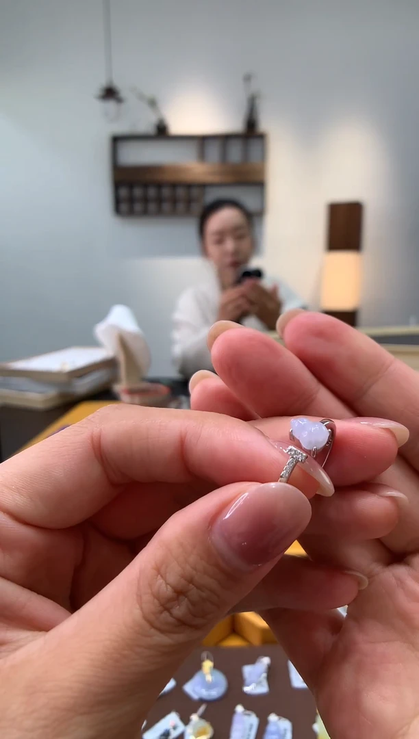 颈饰银S925镶嵌翡翠戒指葫芦