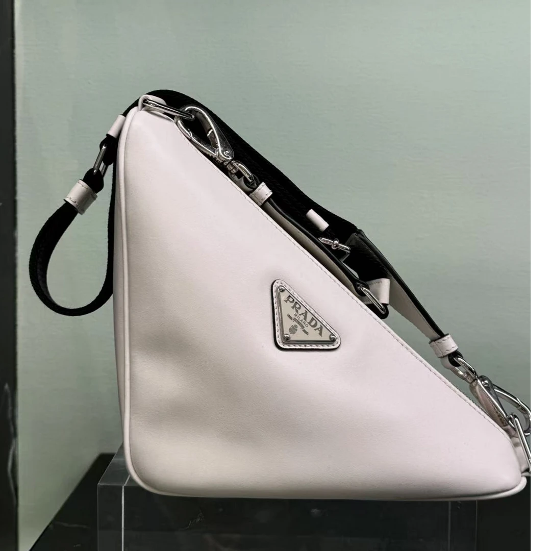 95新 Prada/普拉达 胖虎安安/普拉达/95新/公价0/箱包/509240140