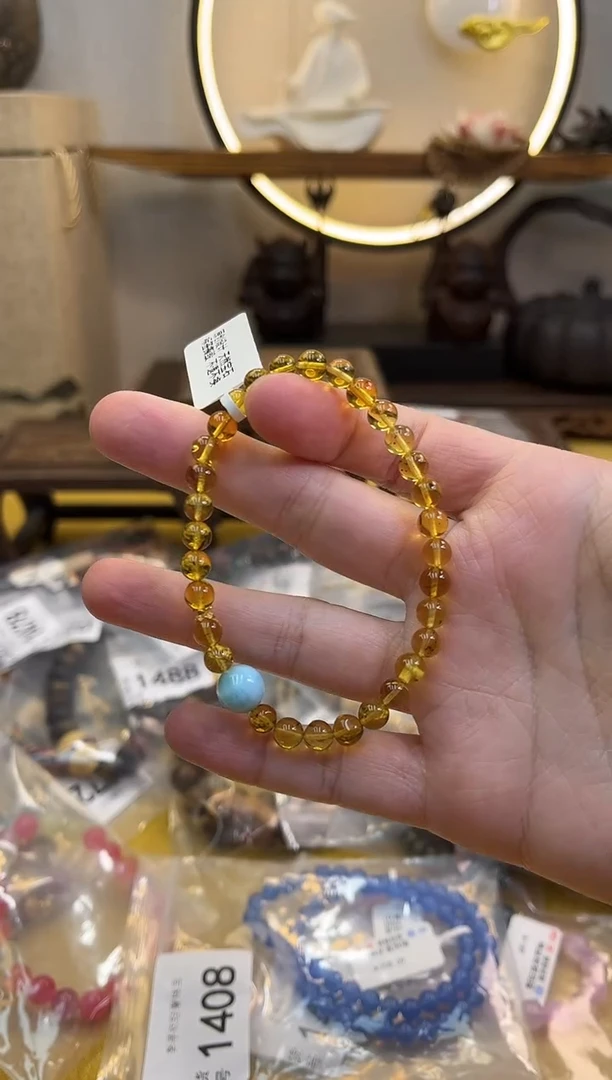 手链蓝珀未镶嵌货号1506