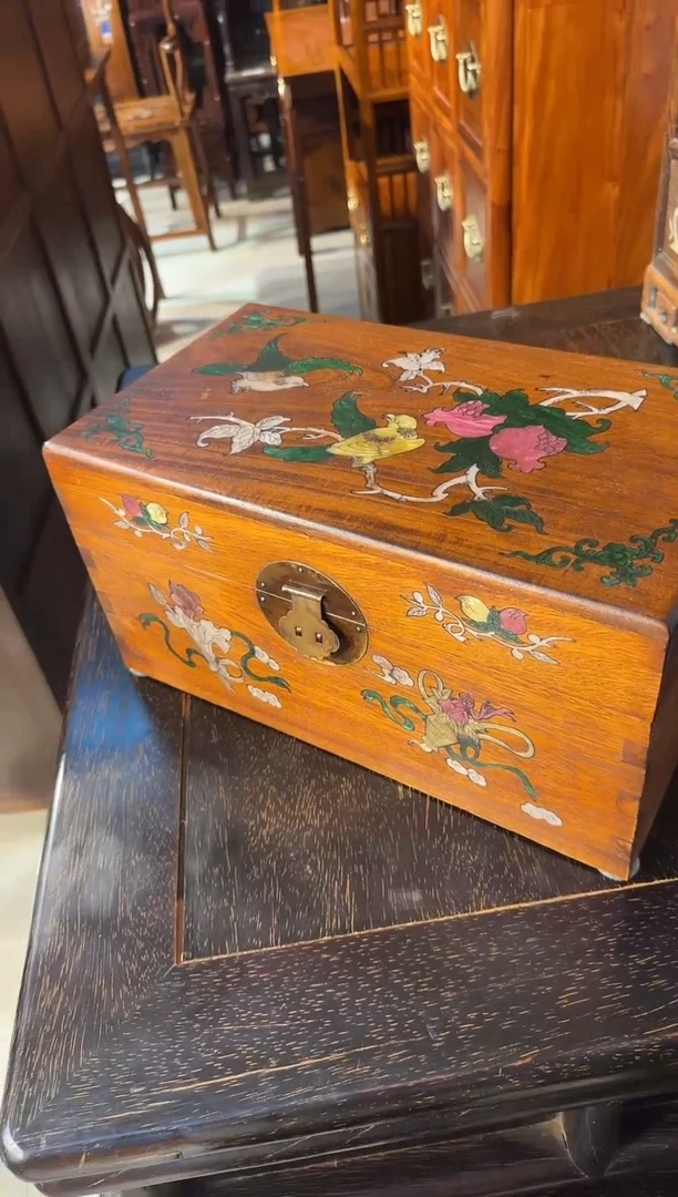 【闪购商品】木木艺40石榴黄翻盖箱350.888