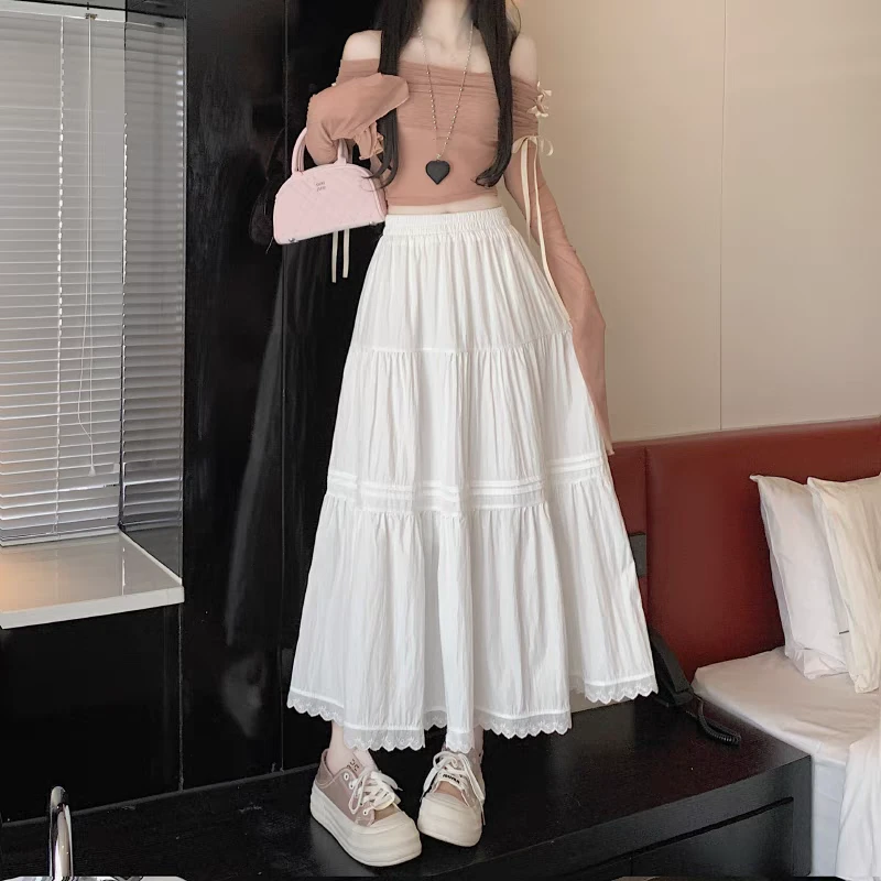 HSTYLE/韩都衣舍法式温柔风蕾丝半身裙女显瘦高腰A字蛋糕裙LY9863