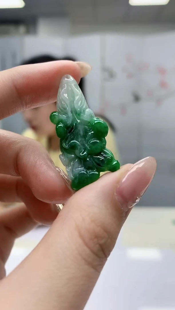 【闪购商品】定制翡翠未镶嵌4902jw-毛货挂件55