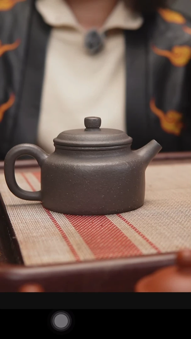 茶壶紫砂波*天青德钟