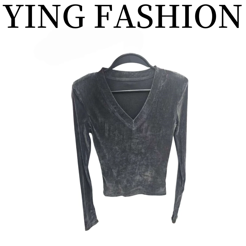 【YING FASHION】莹老板-时尚气质百搭V领丝绒上衣 8020829 444