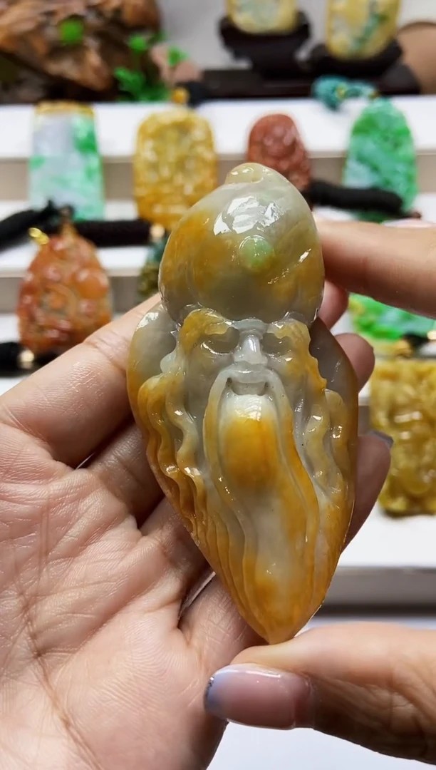 颈饰未镶嵌翡翠翡翠A货