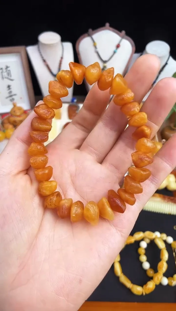 未镶嵌琥珀珠宝奇石柒月