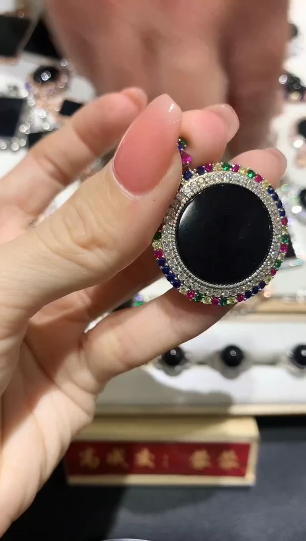 【闪购商品】翡翠吊坠(不含链)银S925镶嵌73多人多样性随机发货1件