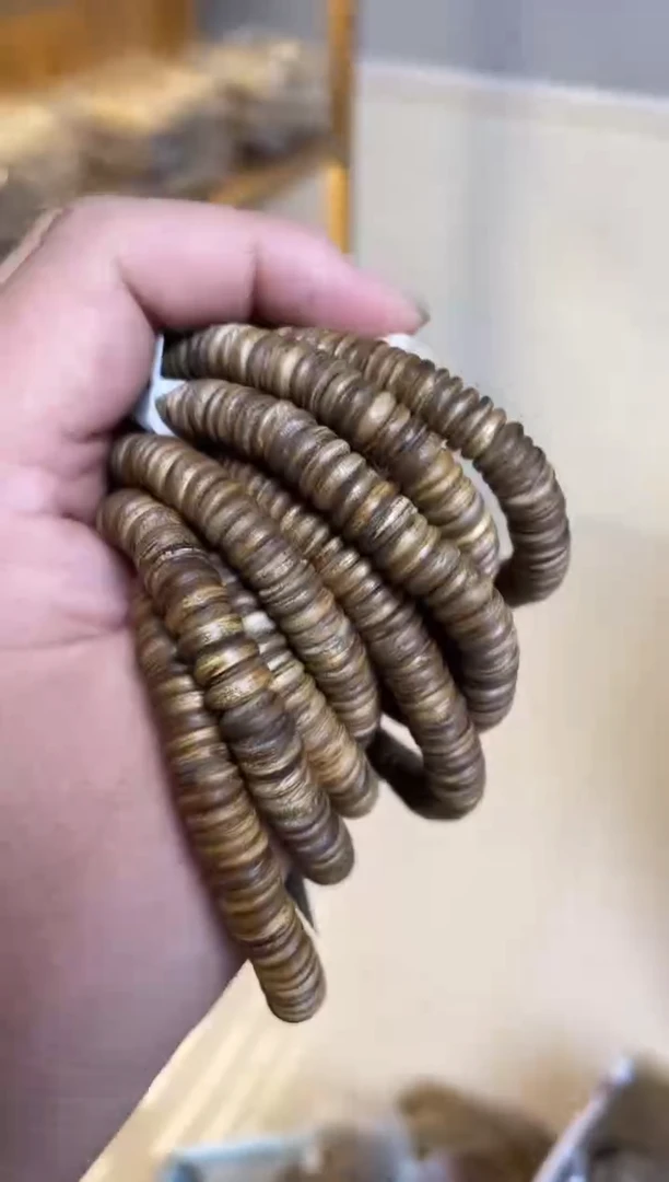 【闪购商品】沉香手串达拉干片片珠单圈0.8+多样性发其一