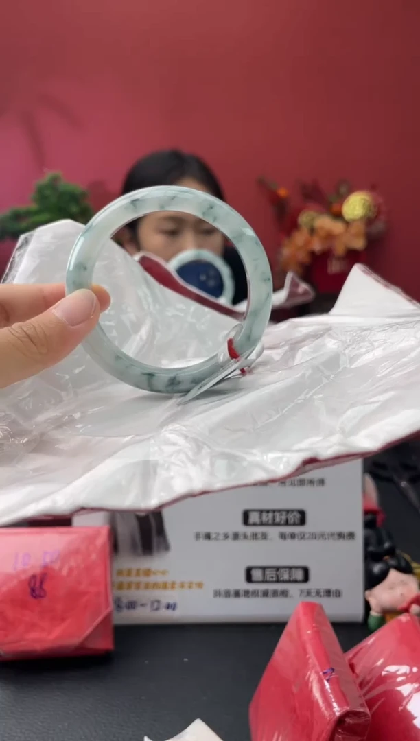 未镶嵌手镯翡翠3       圈口57