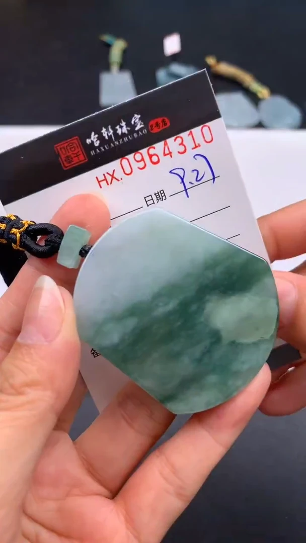 吊坠(不含链)未镶嵌翡翠 哈轩  挂件1