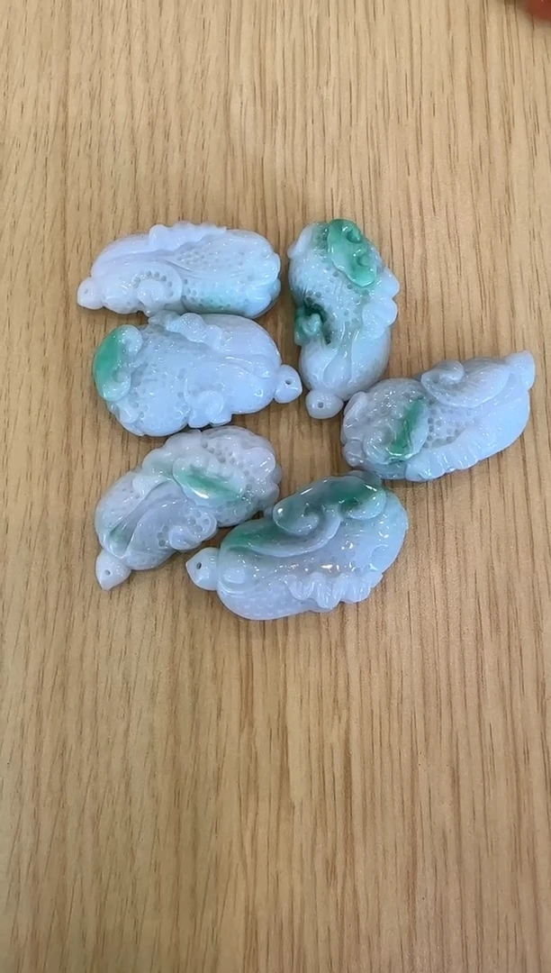 颈饰未镶嵌翡翠白菜吊坠多样性发货拍一发一-817072